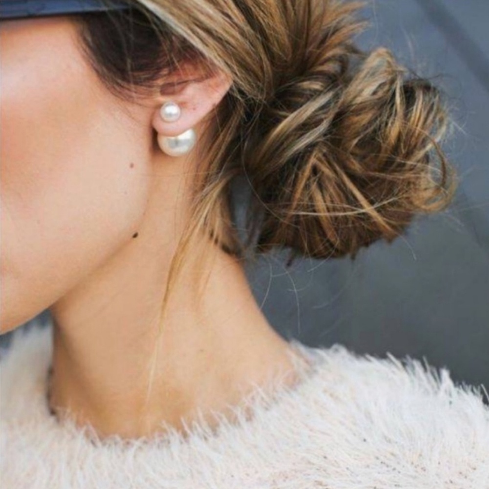 ‼️2/$20 Pearl ball stud earrings